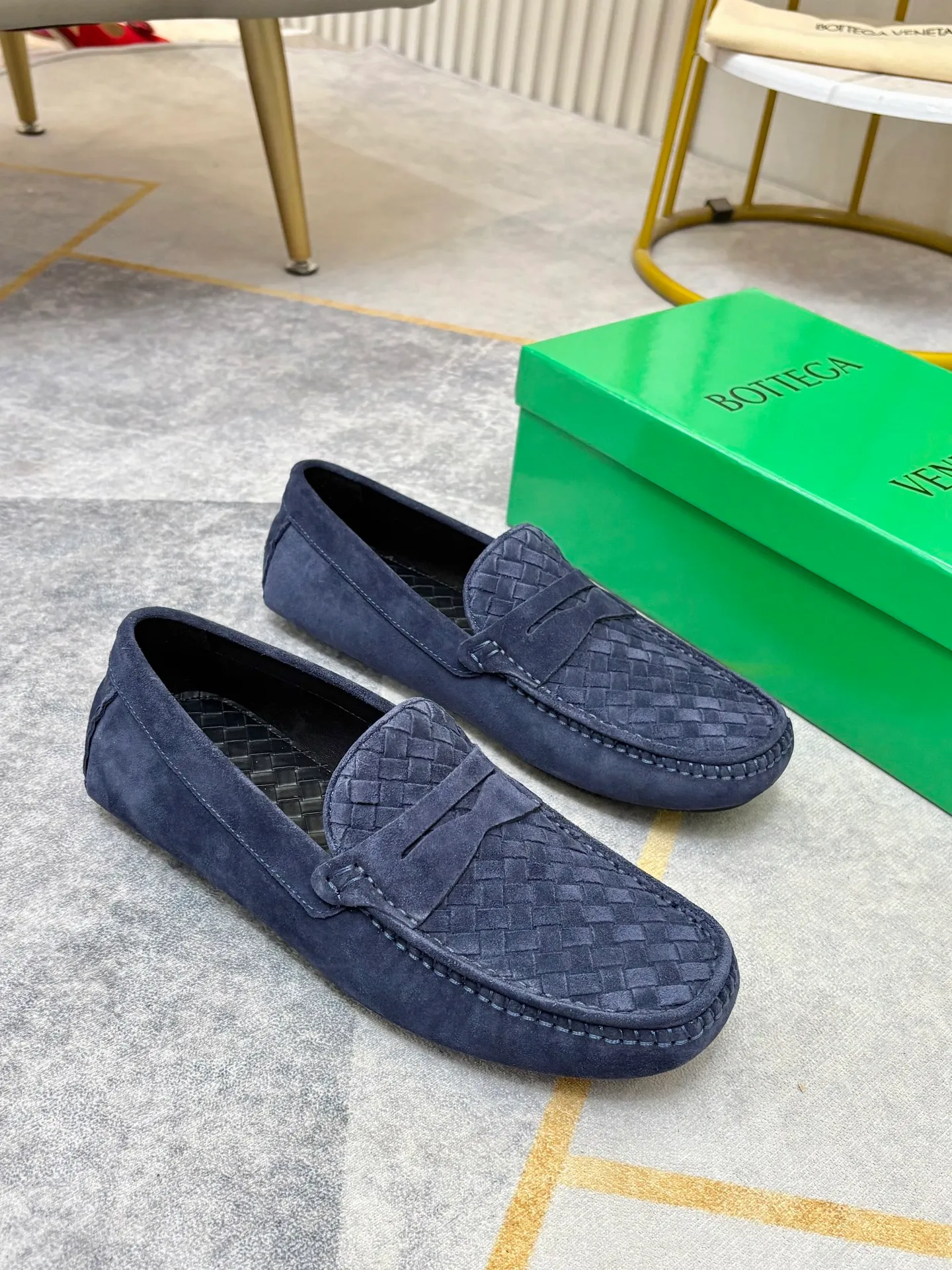 P420💰 (Niu Li + Niu Pad) [BV] The latest hot style‼ ️Casual men's shoes, uppers imported first-layer cowhide ➕Full imported cowhide lining✔️Exquisite workmanship, excellent foot feel, special rubber soles✔️, cool and fashionable, the latest fashion, fashionable outsole, hurry up.  Code number: 38-44 (can be customized to 37.45, non-refundable)